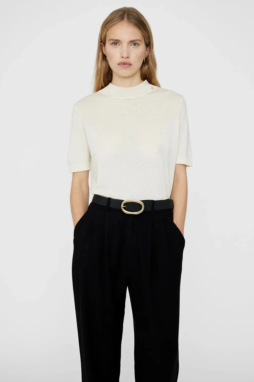 anine_bing_mini_signature_1.webp Anine Bing MINI SIGNATURE LINK BELT